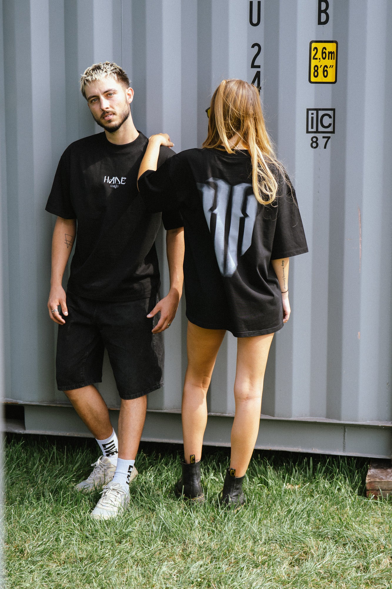 Hade Cage Logo Oversized Shirt I Echelon Festival