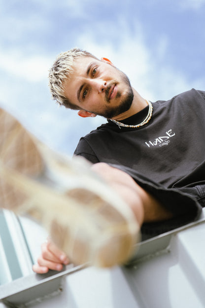 Hade Cage Dog Oversized Shirt I Echelon Festival